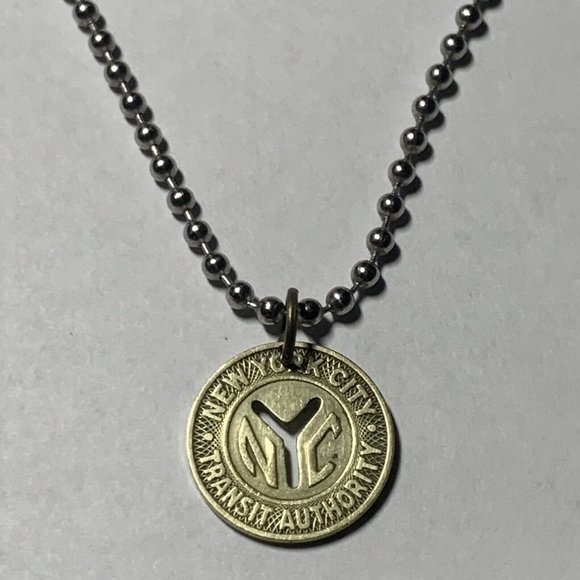 Vintage Circulated NYC 1953 New York City Subway Token Pendant. Great Gift! - Picture 2 of 11
